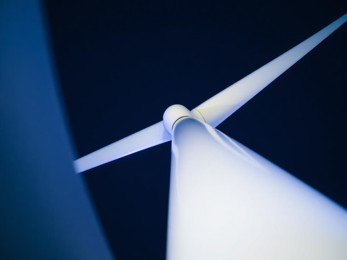 Onshore & Offshore Wind